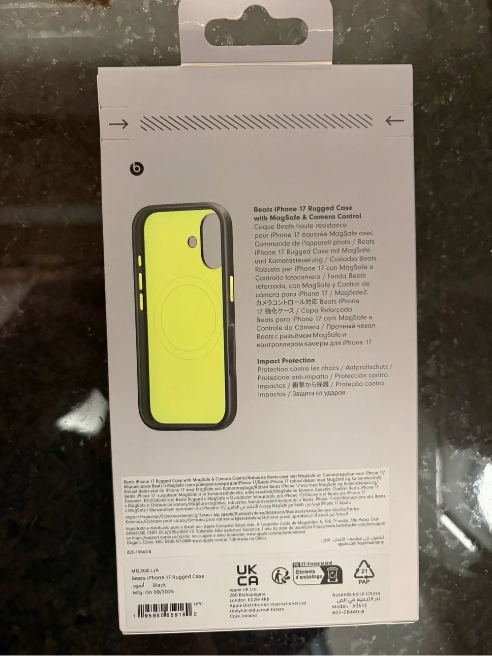 Beats by Dre iPhone 17 Rugged Case with MagSafe & Camera Control - New